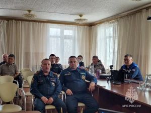 Развитие весеннего ледохода на реках Якутии по данным МЧС Якутии