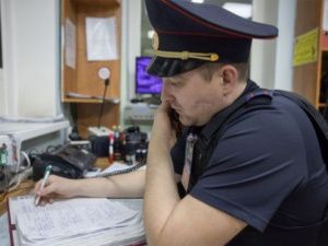 В селе Ытык-Кюель молодая пара погибла от выхлопных газов. Они разогревали машину под «Наташей»