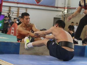 Верхоянец Пётр Прудецкий стал новым чемпионом Якутии по национальному многоборью