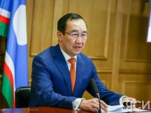 Айсен Николаев поручил обратить особое внимание на закупку лекарств и обеспечение кислородом