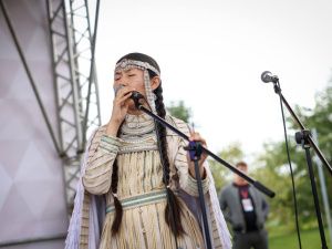 Фоторепортаж с первого дня ВЭФ-2023: улица Дальнего Востока и культурная программа