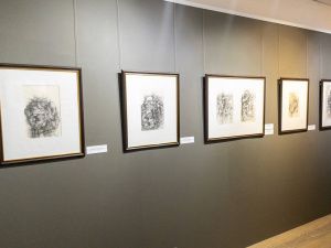 В Якутске открылась выставка графики художника Юрия Вотякова 