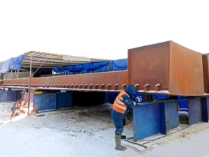 Ленский мост продолжают строить при -30 °C в Якутии