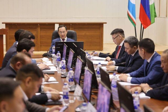 Глава Якутии провел оргкомитет по подготовке к XXII Спартакиаде «Игры Манчаары»