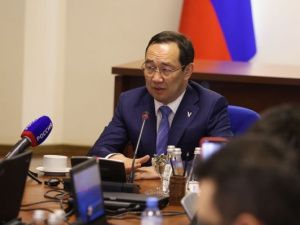 ИЛ ДАРХАН ИДЕТ НА ВЫБОРЫ: Главное из пресс-конференции главы РС (Я)