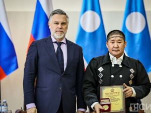 В Якутске наградили работников жилищно-коммунального хозяйства