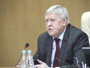 Депутаты-коммунисты — в действии