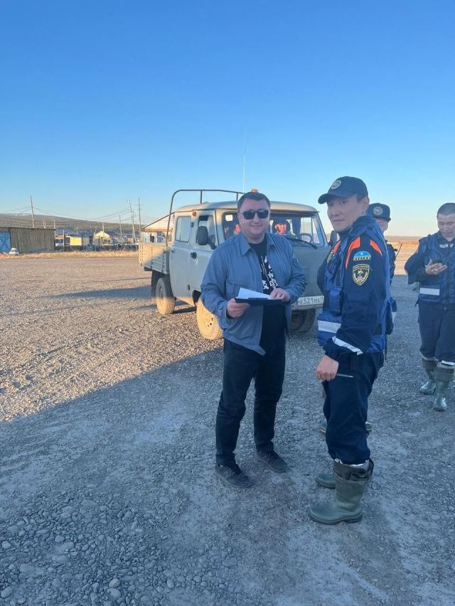 В Якутии в водный плен попали трое человек, в том числе больной ребенок