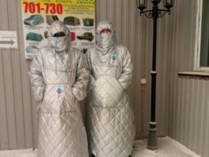 Из военного волокна изготовили морозостойкий спецкостюм в Якутии! Создатели необычной экипировки утверждают, что в ней не замерзнешь даже в самые экстремальные морозы