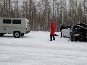В Алданском районе на трассе столкнулись два автомобиля