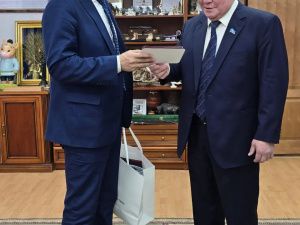 Вице-спикера Жиркова облизали в "Ил Тумэне"