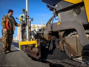 На досрочный ремонт улиц Якутска из федерального бюджета дополнительно выделили 267 млн рублей