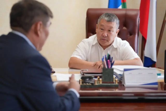 В Сети насмехаются над прической депутата