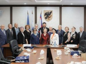 Евгений Григорьев встретился с Высшим советом старейшин города Якутска