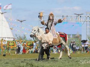 Фото: Открытие Ысыаха Туймаады-2026