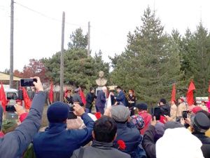 СТАЛИНА ПОМНИТ СТРАНА ГЕРОЕВ