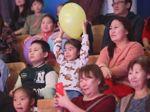 В Якутске состоялся юбилейный вечер Государственного цирка республики «Нам 30 лет»