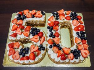 Владимир Федоров отметил собственный юбилей ударным трудом и подарком горожанам