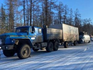 В Якутии «Тойота» наехала на грузовик, пострадал пассажир иномарки