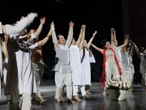 Театр Олонхо Якутии с аншлагом выступил на фестивале в Татарстане