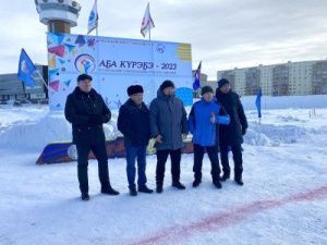 В Якутске провели городские соревнования отцов и сыновей «Аҕа курэҕэ - 2023»