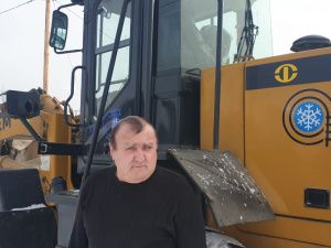 Уборка снега-труд нелёгкий! 