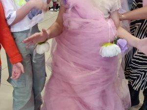 Что ни сутки, по минутке день длинней, короче ночь. С Чудо парком полегоньку прогоняем зиму прочь! 