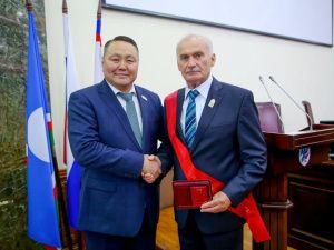 Состоялось торжественное собрание общественности, посвященное 392-летию Якутска