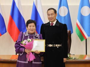 В Якутии хранителям традиционной культуры вручены стипендии главы республики