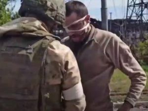 Минобороны РФ: Сдались в плен 959 боевиков украинского нацполка "Азов"