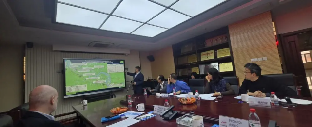 Делегация АО «АК «ЖДЯ»  провела рабочие  встречи в Китае 