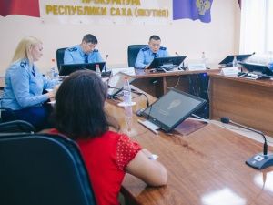 Начальник Управления Генеральной прокуратуры Российской Федерации по Дальневосточному федеральному округу Андрей Мондохонов провел личный прием граждан в Якутии 