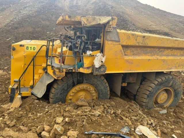 В Якутии в ДТП пострадал водитель самосвала