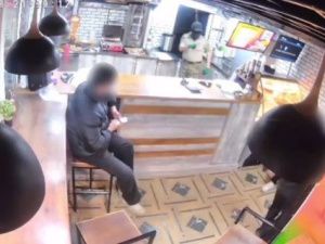 В Якутске совершено разбойное нападение на точку общепита