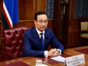 Айсен Николаев: Перед нами стоит задача не допустить критичного падения отраслей реального сектора, малого и среднего бизнеса