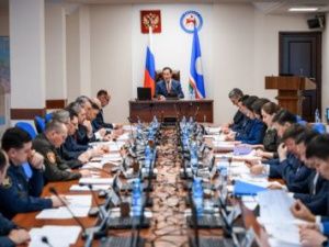 Айсен Николаев провел заседание Антитеррористической комиссии