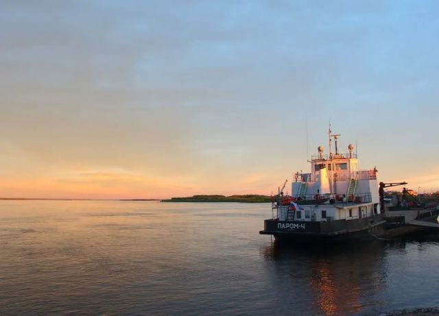 В Якутии работает одна паромная переправа