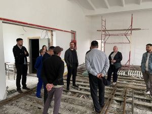 Заместитель главы Якутска Антон Алексеенко проверил ход благоустройства объектов и капремонта школ