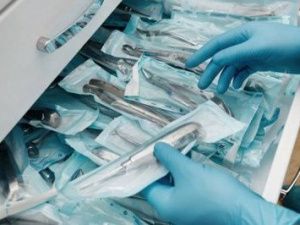 Фигуранты уголовного дела о картельном сговоре при поставках лекарств продолжают выигрывать госконтракты