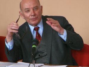 Скончался уроженец Якутии, первый губернатор Сахалина Валентин Федоров