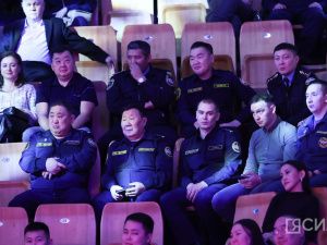 В Якутске провели новогодний благотворительный концерт «Для своих»