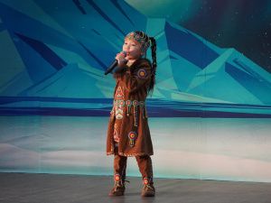 В Якутске начался фестиваль-конкурс песенного творчества КМНС