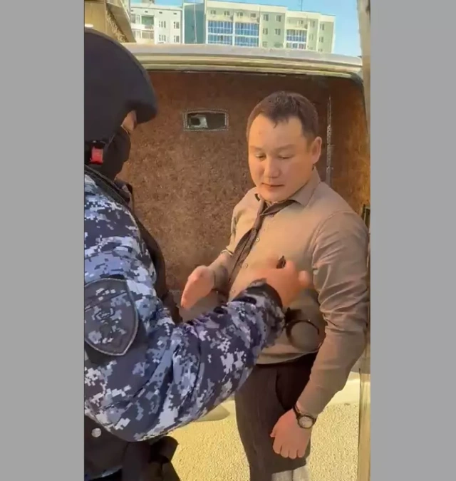 Суд отказал в восстановлении на работе экс-полицейскому Николаю Реброву