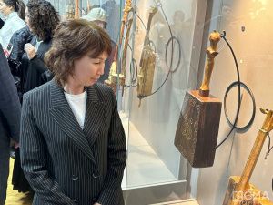 Музыкальные инструменты народов Якутии представили в музее Алматы