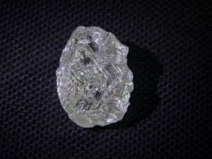 Алмаз массой почти 200 карат добыт в Якутии