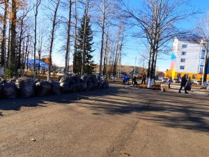 Компания «Железные дороги Якутии» организовала субботник