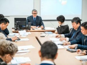 Премьер Якутии провел заседание по нацпроектам