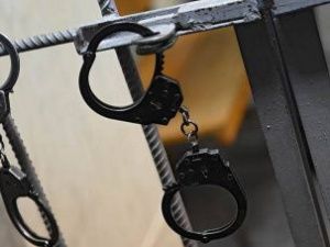 СК: житель Нюрбинского района насиловал 12-летнюю падчерицу