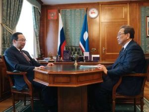 Глава Якутии  обсудил с Валерием Жондоровым исполнение бюджета и дал поручение по реализации Послания Президента 