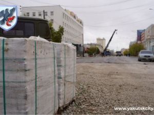 Асфальтирование проспекта Ленина в Якутске завершено на 60%